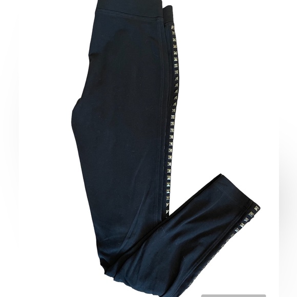 Express Pants - Express Black Women's staple date night Leggings Size Small black EUC